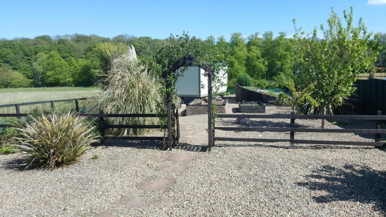 Sheepwash Shepherds Hut Bebside Экстерьер фото