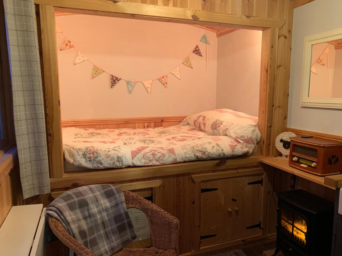 Sheepwash Shepherds Hut Bebside Экстерьер фото